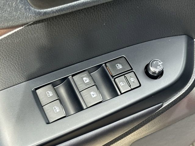 Used 2017 Toyota Highlander XLE AWD/4WD image 16