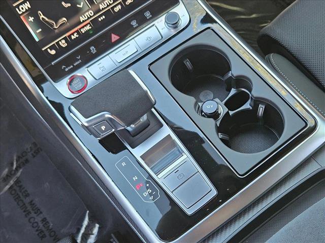 New 2026 Audi RS Q8 performance image 13