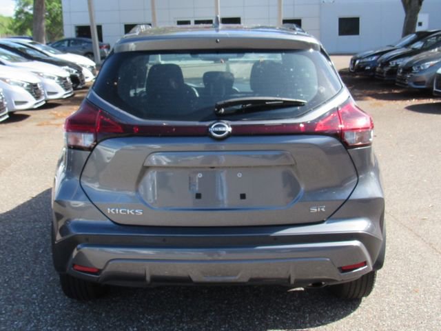 Certified 2024 Nissan Kicks SR FWD image 4