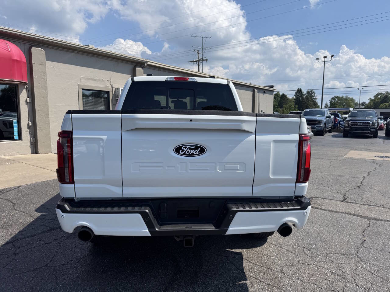 Used 2024 Ford F150 Lariat w/ Bed Utility Package image 5