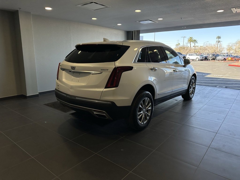 Used 2020 Cadillac XT5 Premium Luxury w/ LPO, Floor Liner Package image 5