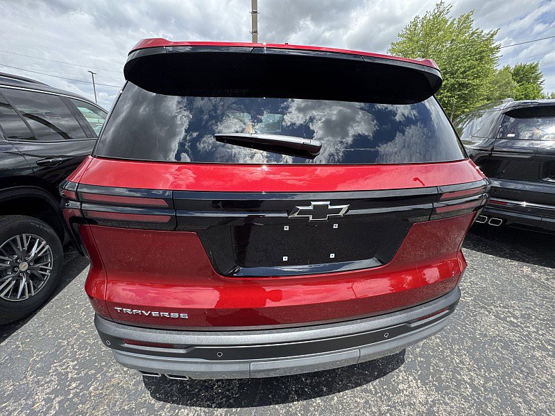 New 2025 Chevrolet Traverse LT w/ Driver Confidence Package image 18