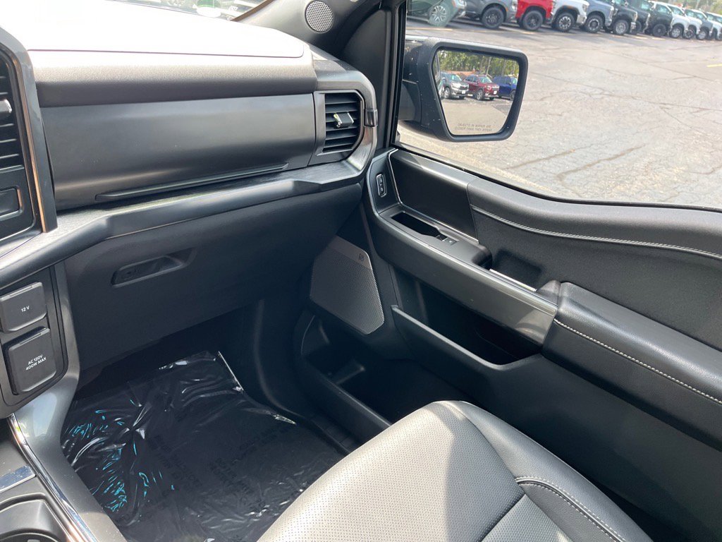 Used 2022 Ford F150 Lariat w/ Equipment Group 502A High image 19