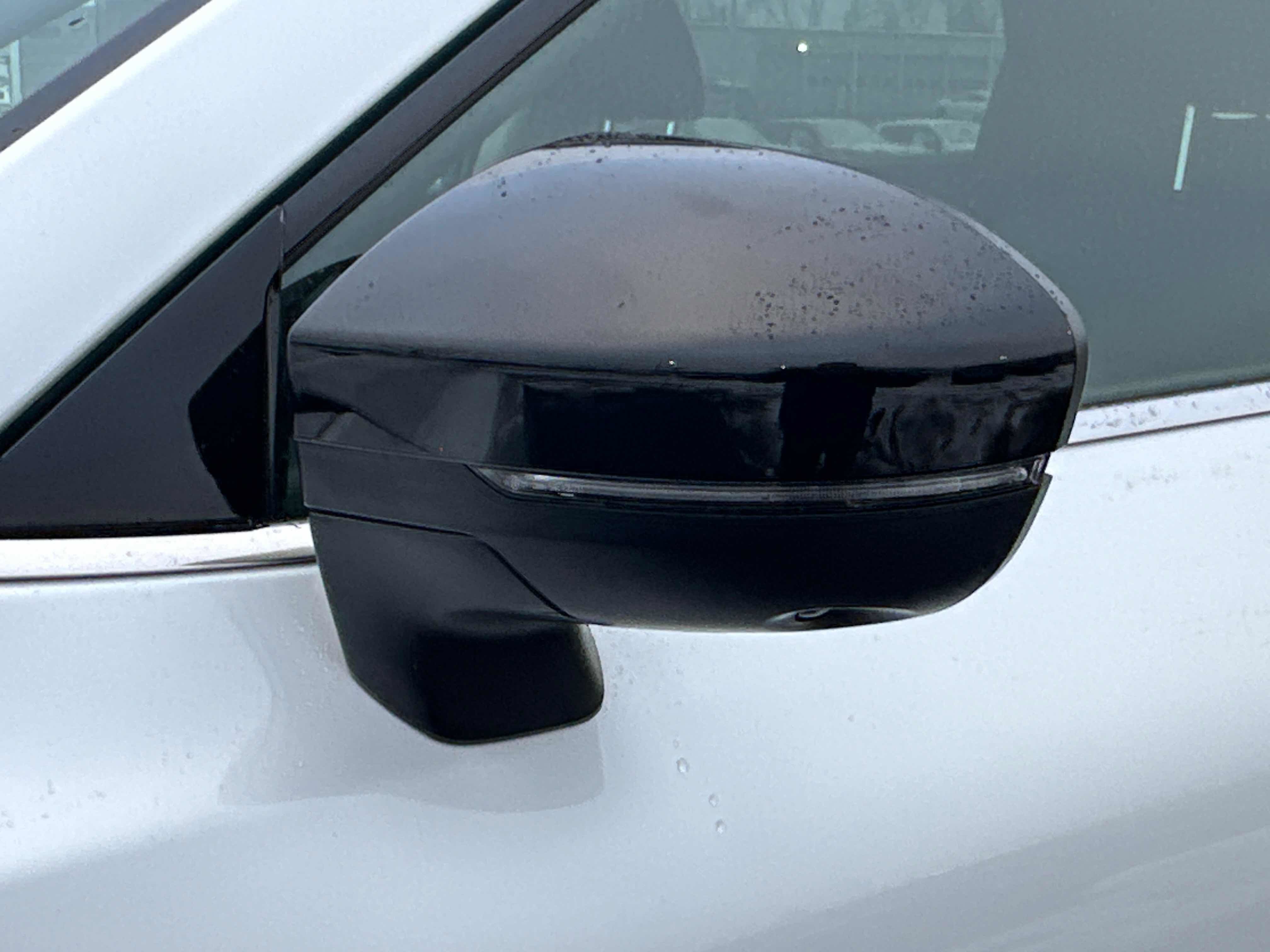 New 2026 Nissan Pathfinder SL w/ SL Premium Package image 12