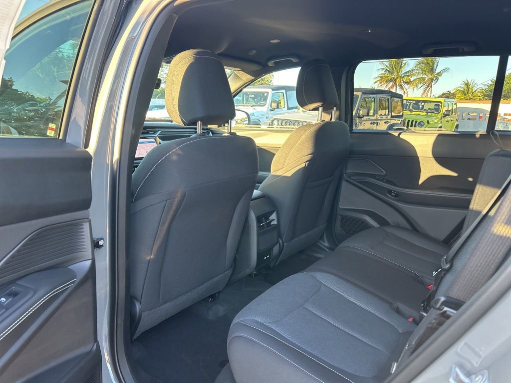 New 2026 Jeep Cherokee Laredo image 30