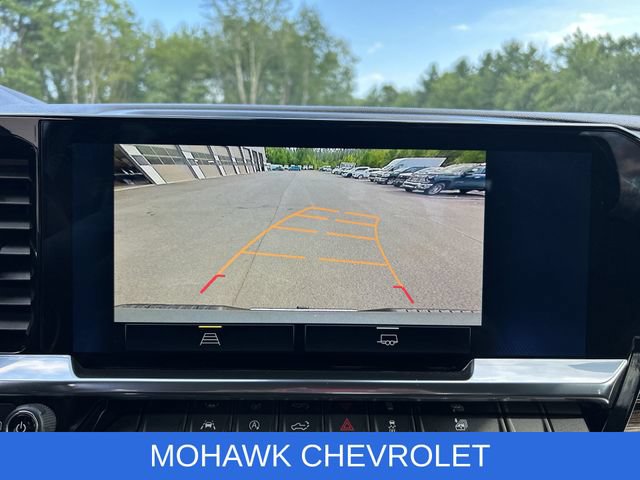 Used 2025 Chevrolet Silverado 1500 LT AWD/4WD image 15