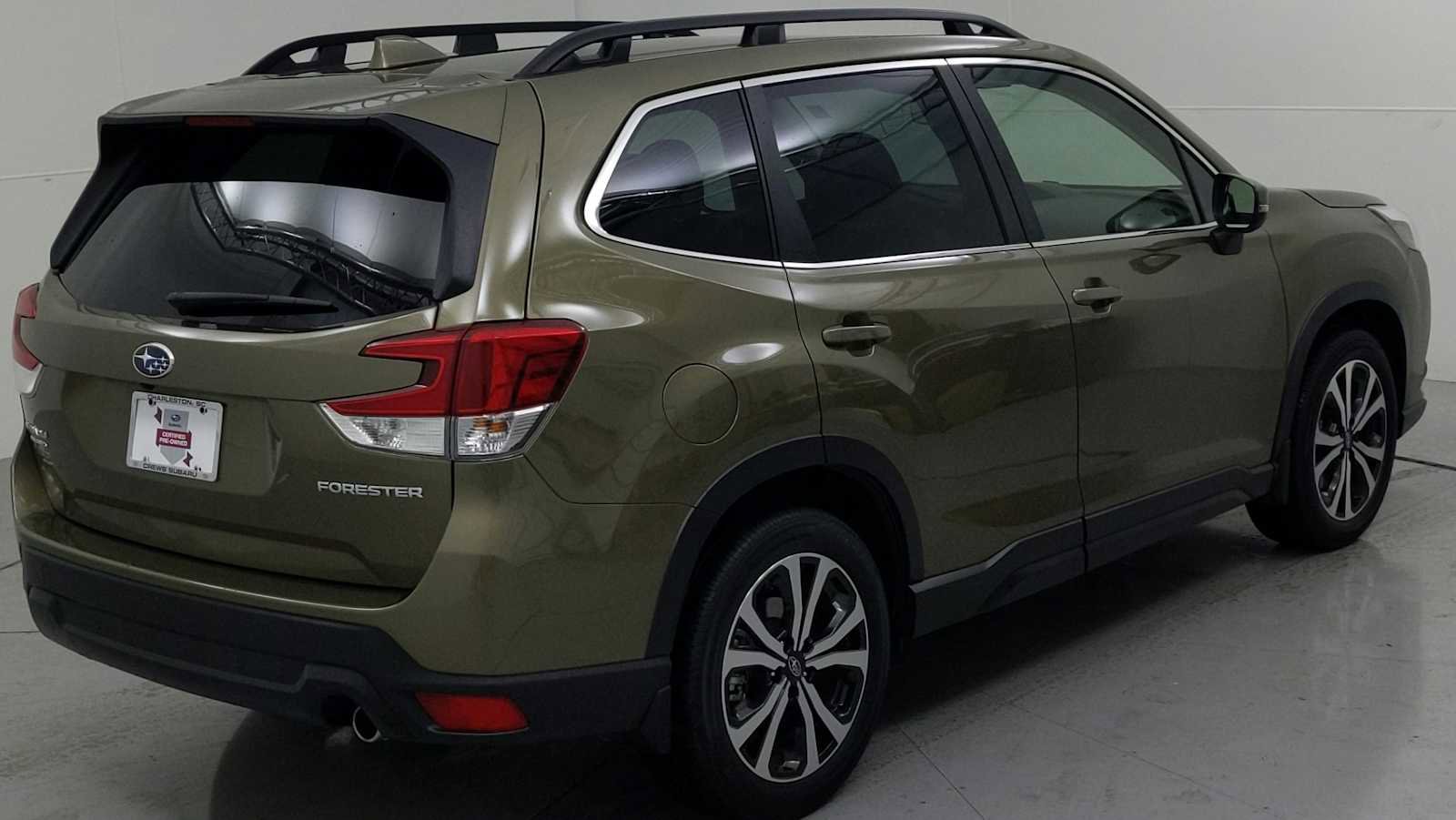 Certified 2023 Subaru Forester Limited AWD/4WD image 10