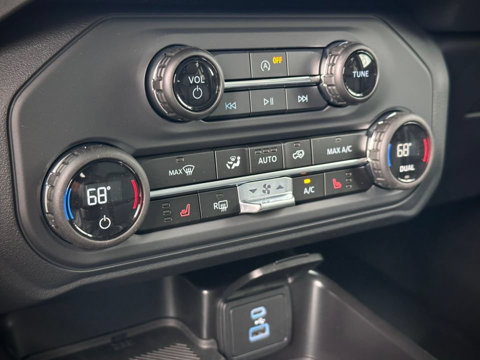 New 2025 Ford Bronco Big Bend AWD/4WD image 34