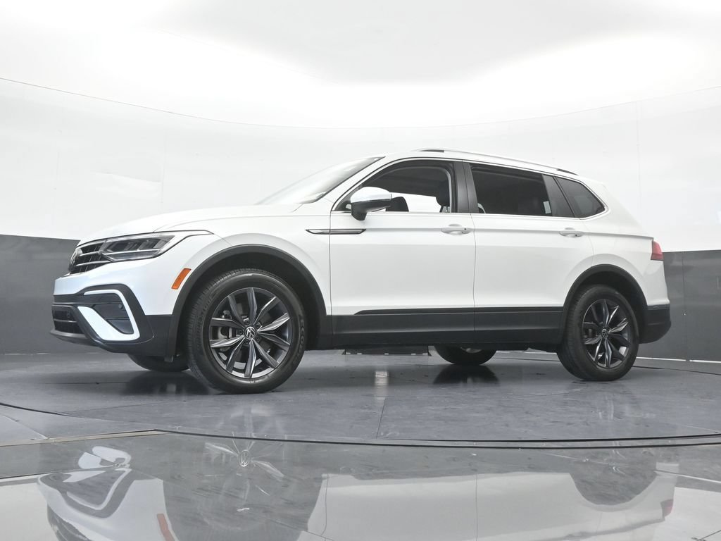 Used 2023 Volkswagen Tiguan SE FWD image 57