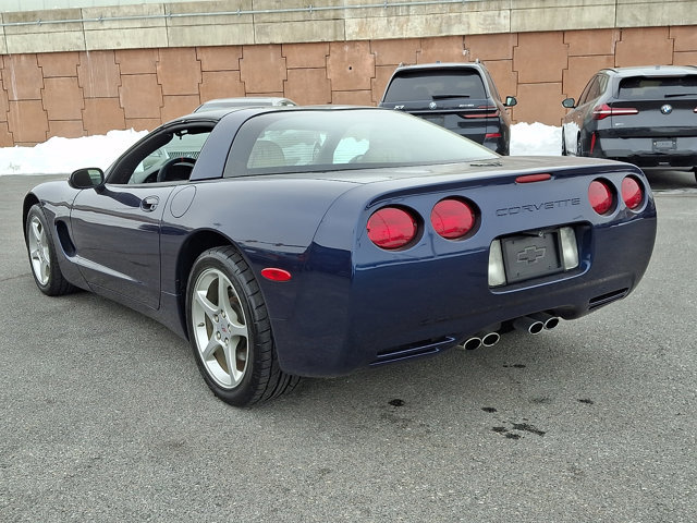 Used 2001 Chevrolet Corvette Coupe w/ Preferred Equipment Group2 image 4