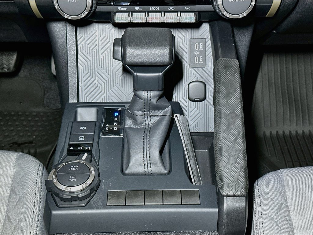 New 2026 Toyota Tacoma SR5 AWD/4WD image 12