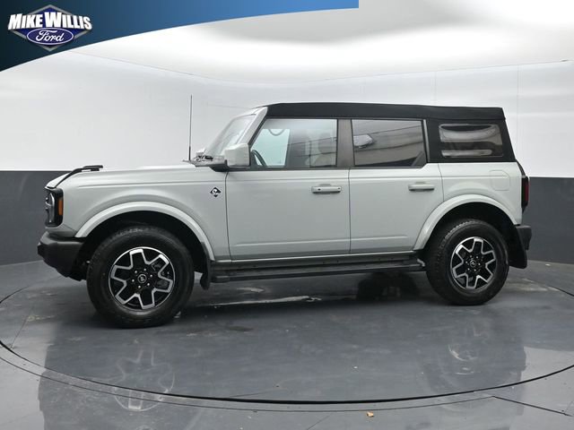 Used 2023 Ford Bronco Outer Banks AWD/4WD image 4