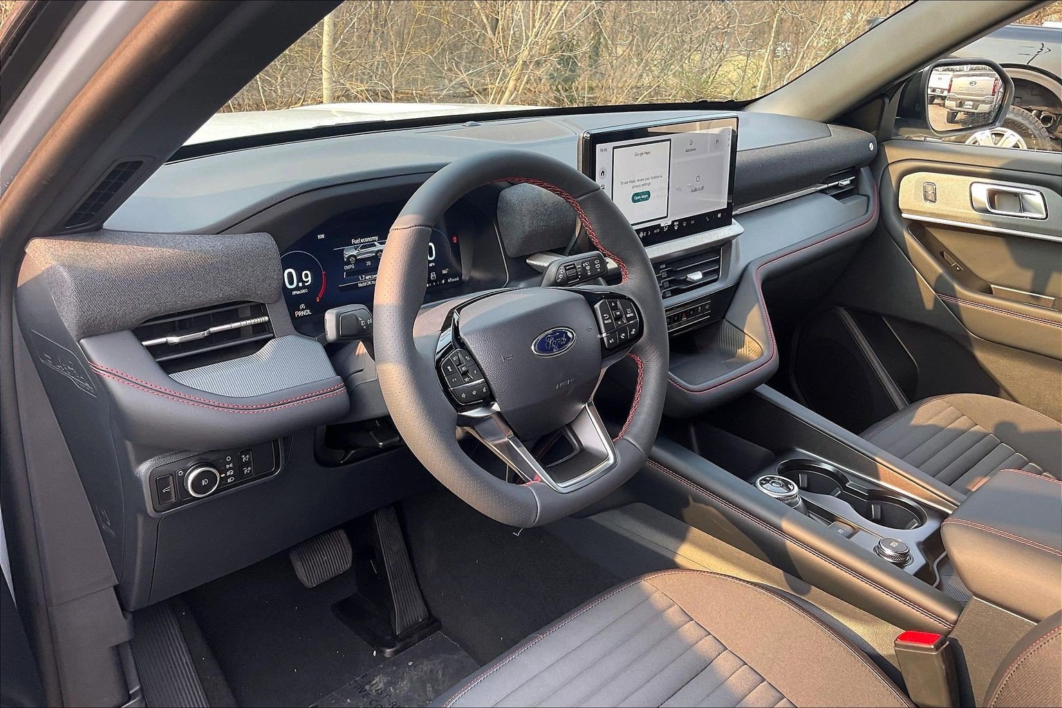New 2026 Ford Explorer ST-Line w/ ST-Line Street Pack AWD/4WD image 6