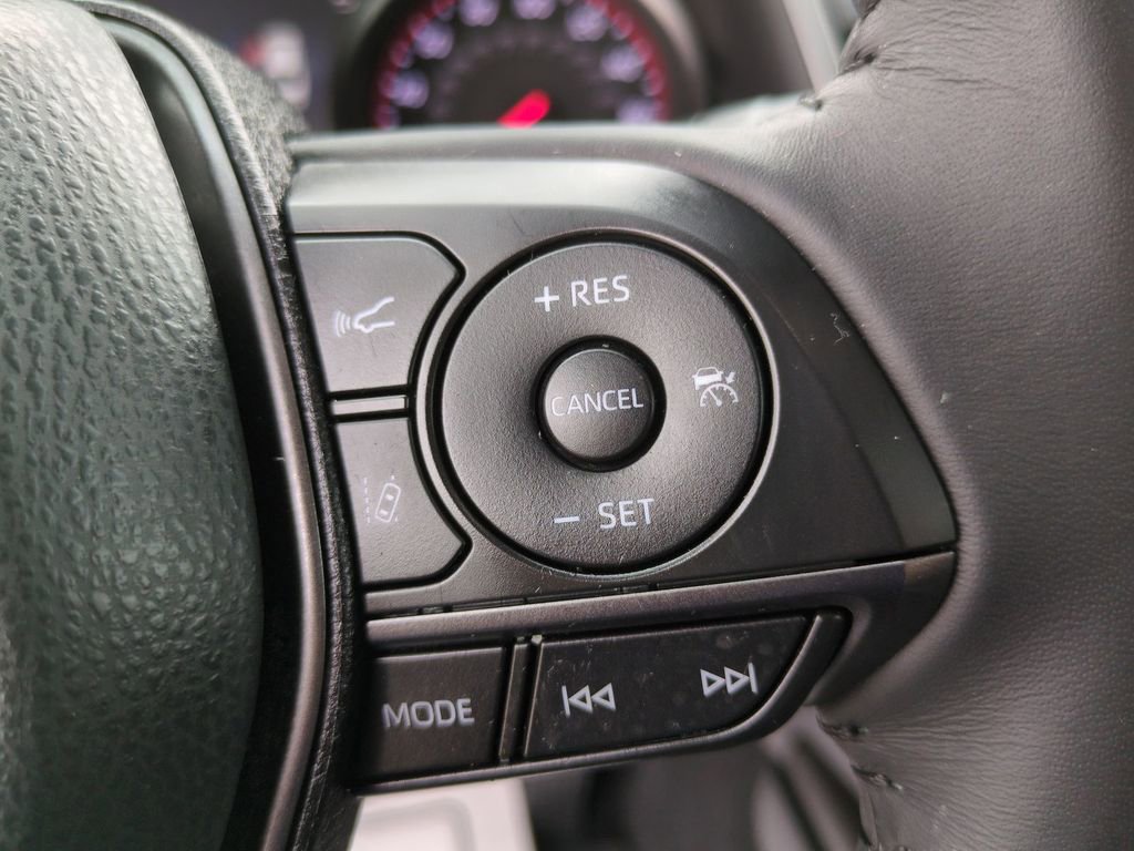 Used 2024 Toyota Camry XSE FWD image 18