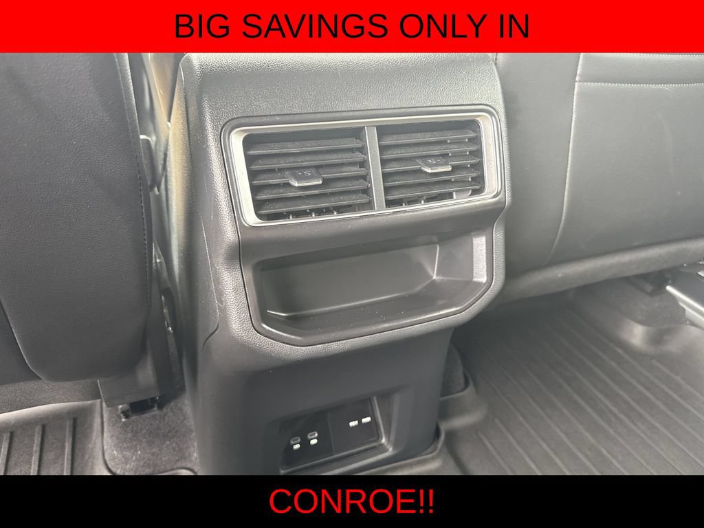 Used 2024 Volkswagen Atlas Cross Sport SE FWD image 25