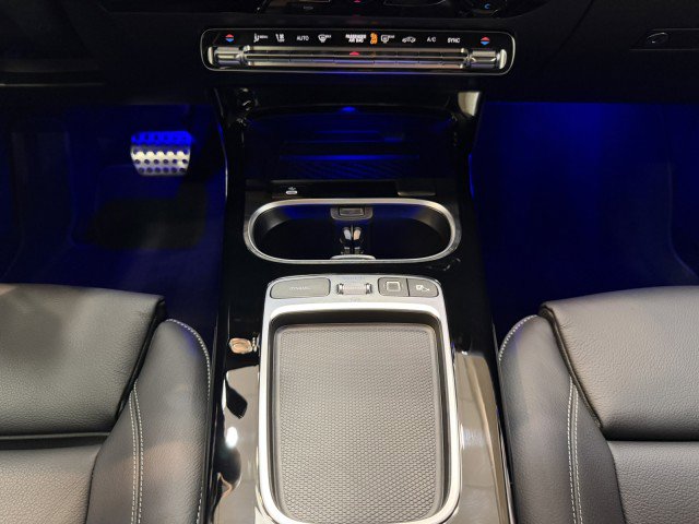 Certified 2025 Mercedes-Benz CLA 35 AMG 4MATIC image 11