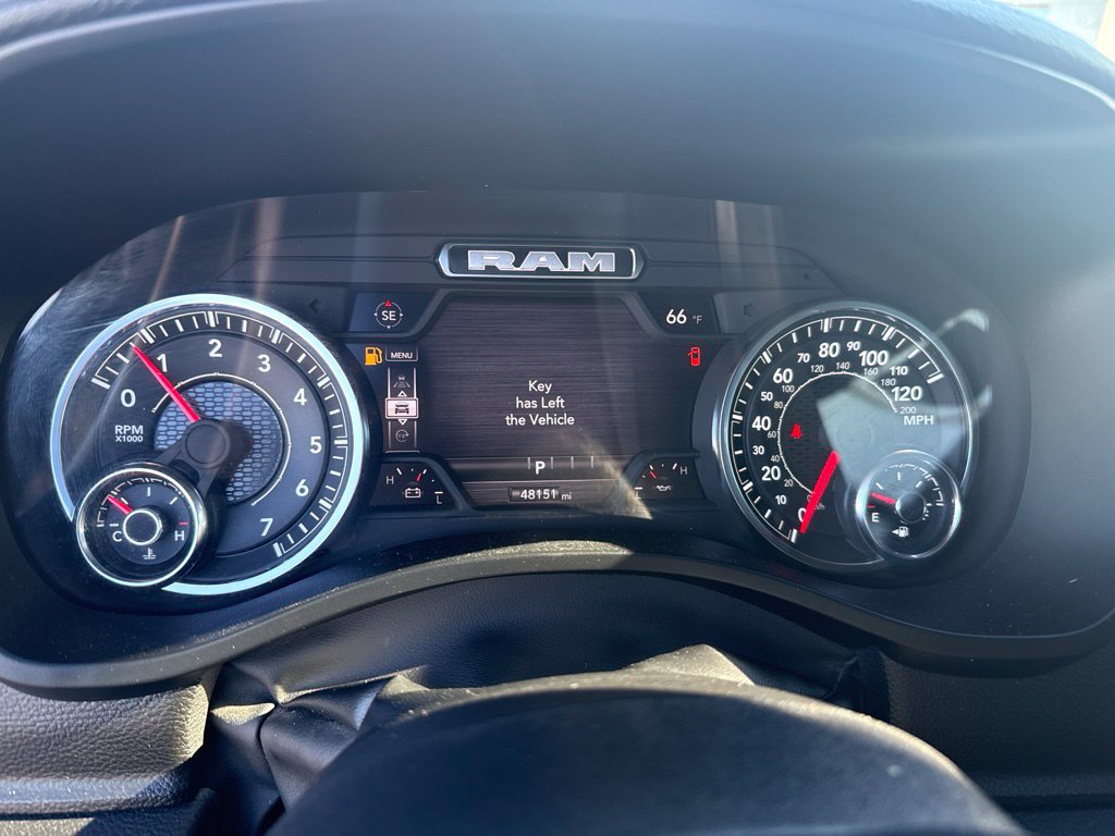 Used 2025 RAM 1500 Laramie AWD/4WD image 14