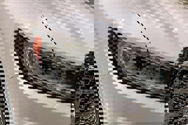 Used 2021 GMC Acadia Denali w/ LPO, Floor Liner Package image 29