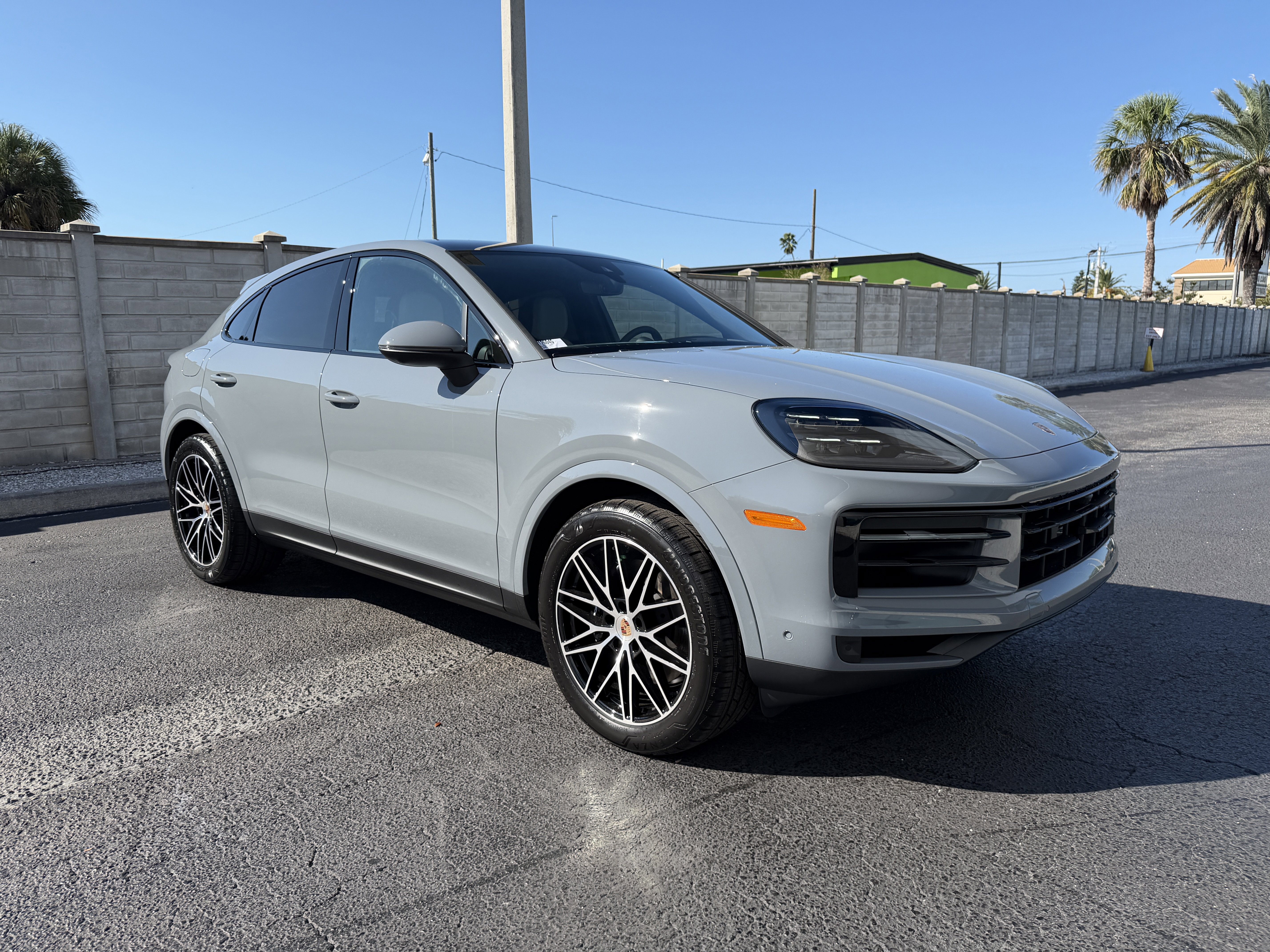 New 2026 Porsche Cayenne Coupe image 8