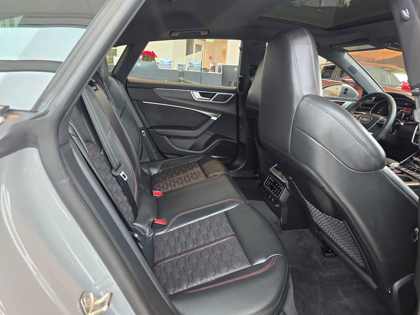 New 2026 Audi RS 7 Performance image 12