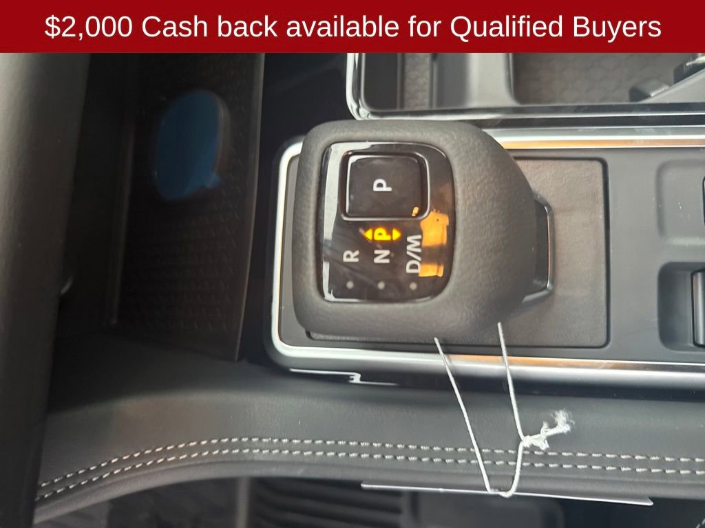 New 2026 Nissan Pathfinder Platinum image 25