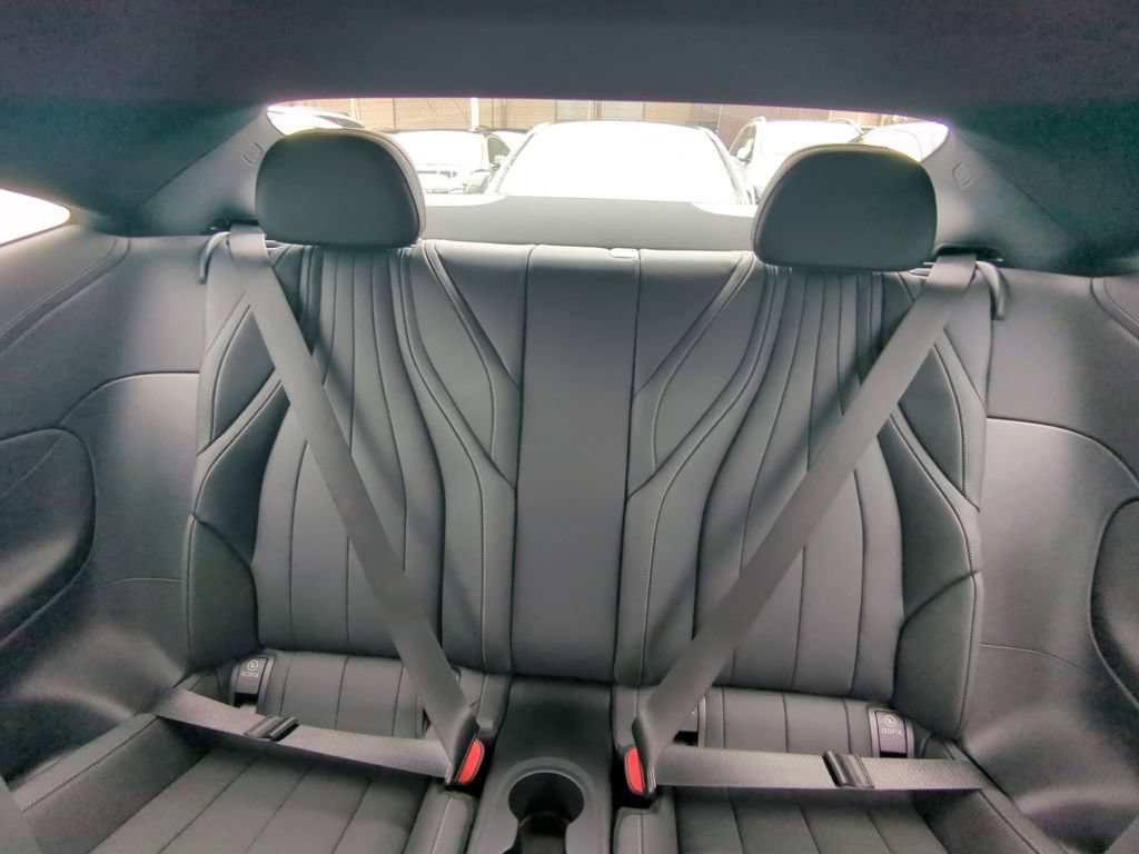 Used 2025 Mercedes-Benz CLE 300 4MATIC Coupe image 5