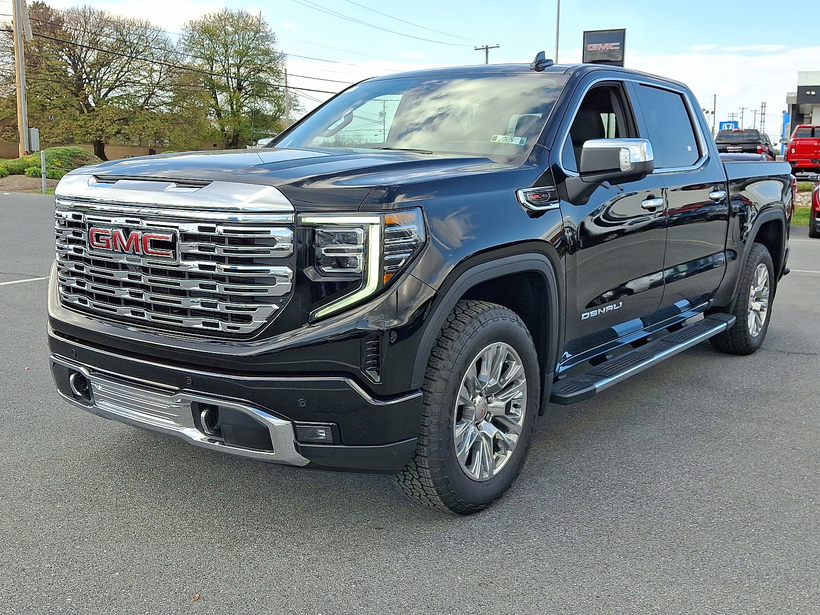 New 2026 GMC Sierra 1500 Denali w/ Technology Package image 2