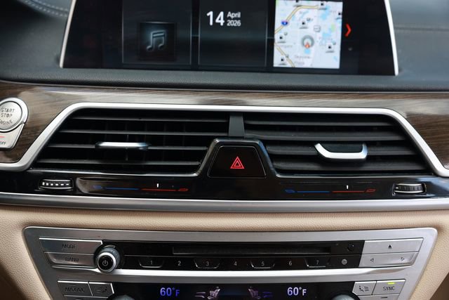 Used 2018 BMW 740i image 40