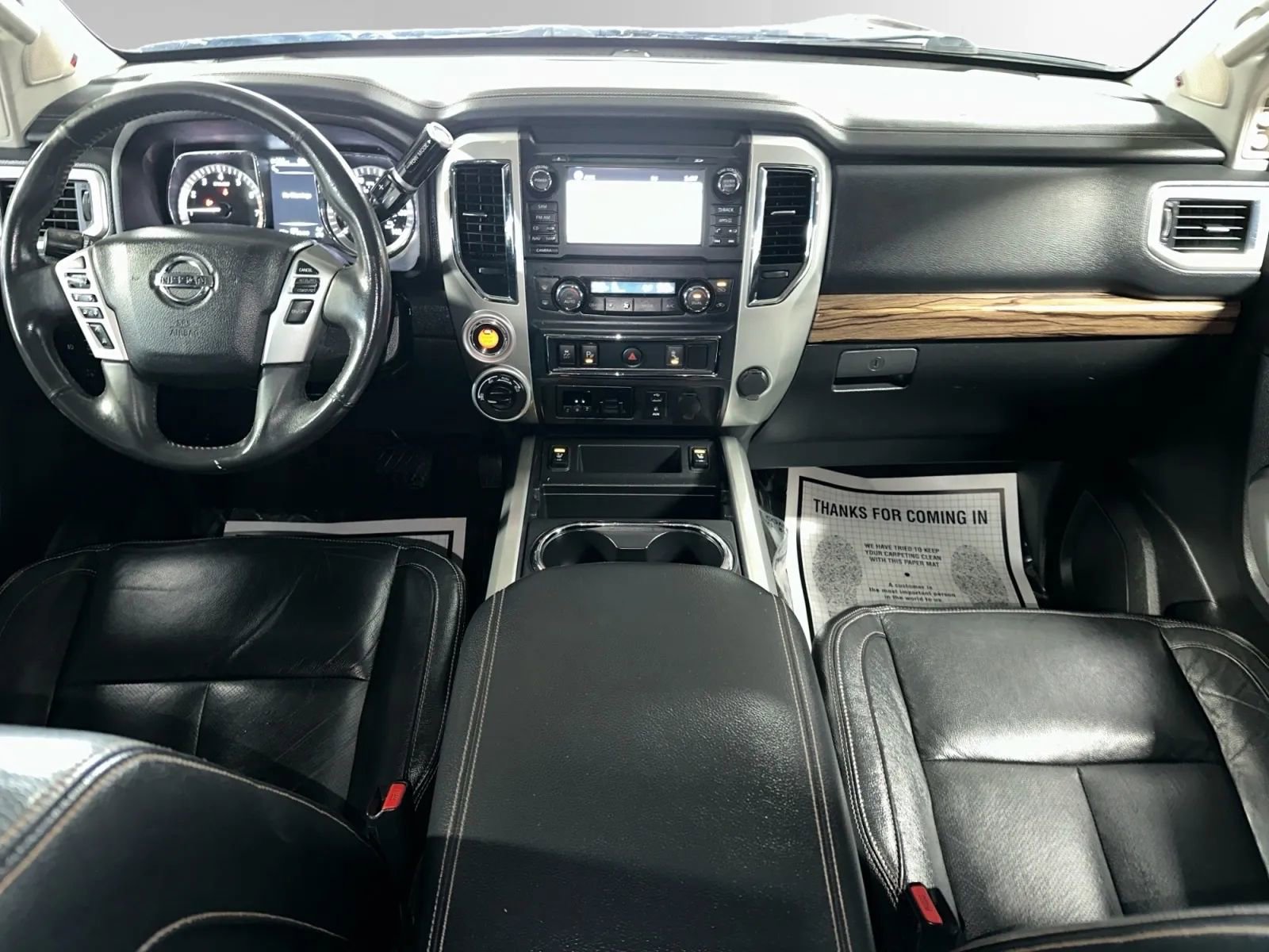 Used 2017 Nissan Titan SL image 16