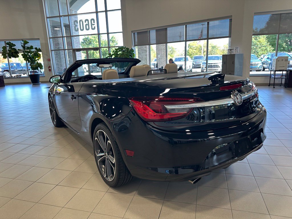 Used 2019 Buick Cascada Premium FWD image 3