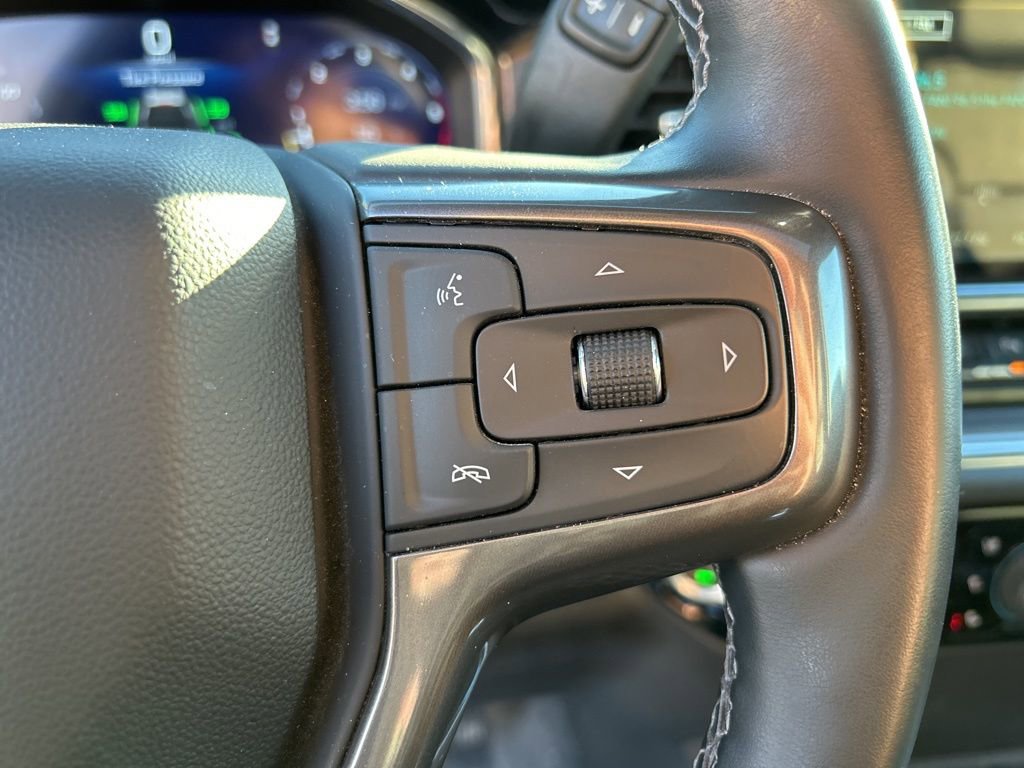 Used 2025 Chevrolet Silverado 2500 High Country w/ Technology Package AWD/4WD image 26