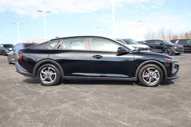 Used 2025 Kia K4 LXS image 3