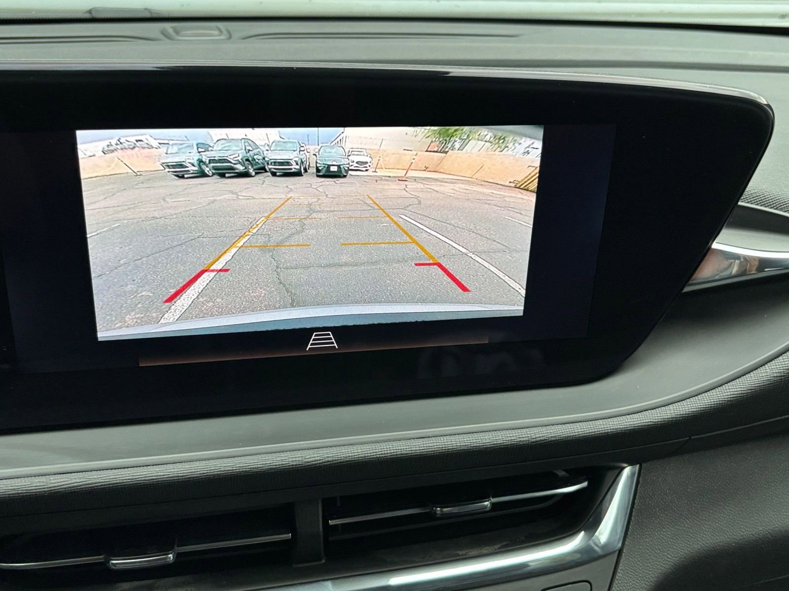 Used 2025 Buick Envista Preferred image 17