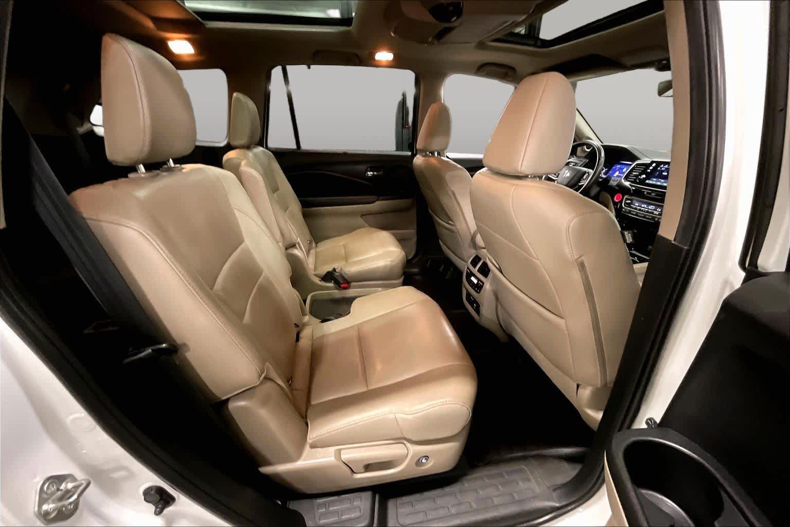 Used 2020 Honda Pilot Elite image 20
