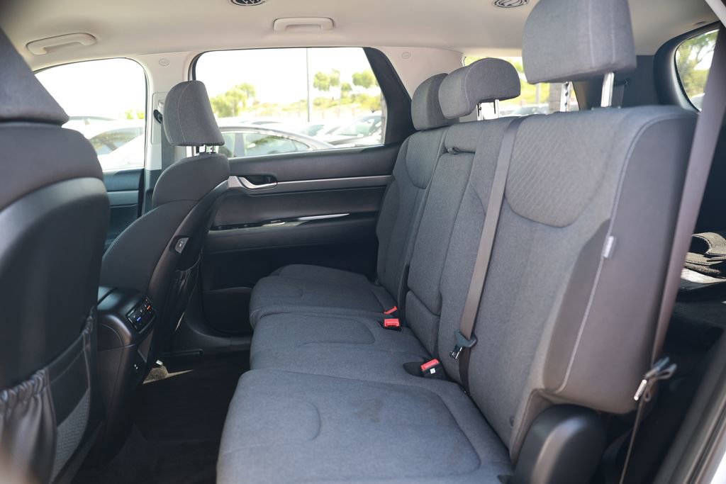 Used 2023 Hyundai Palisade SE AWD/4WD image 33