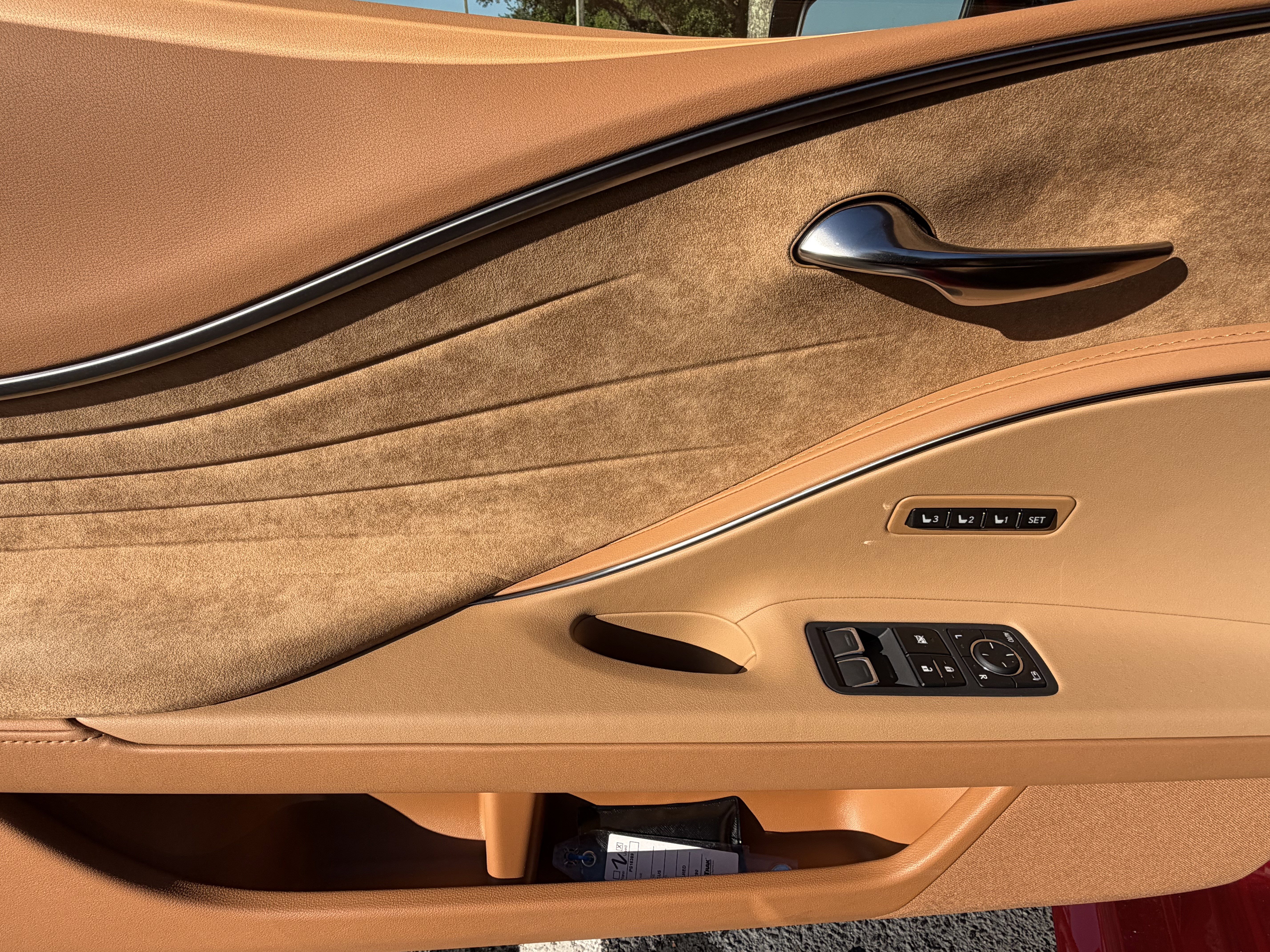 Used 2026 Lexus LC 500 Coupe w/ Dynamic Handling Package RWD image 13