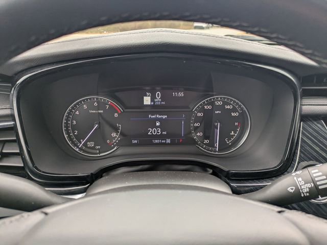 Used 2025 Cadillac XT6 Premium Luxury image 18