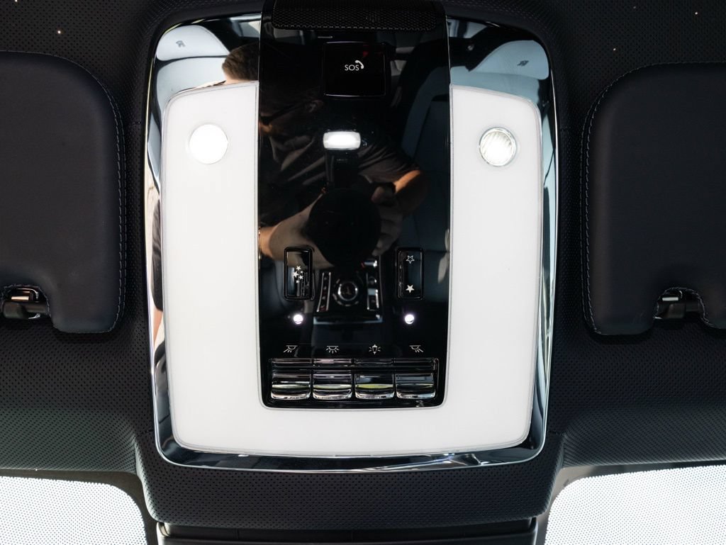 Certified 2022 Rolls-Royce Cullinan w/ Cullinan Package AWD/4WD image 49