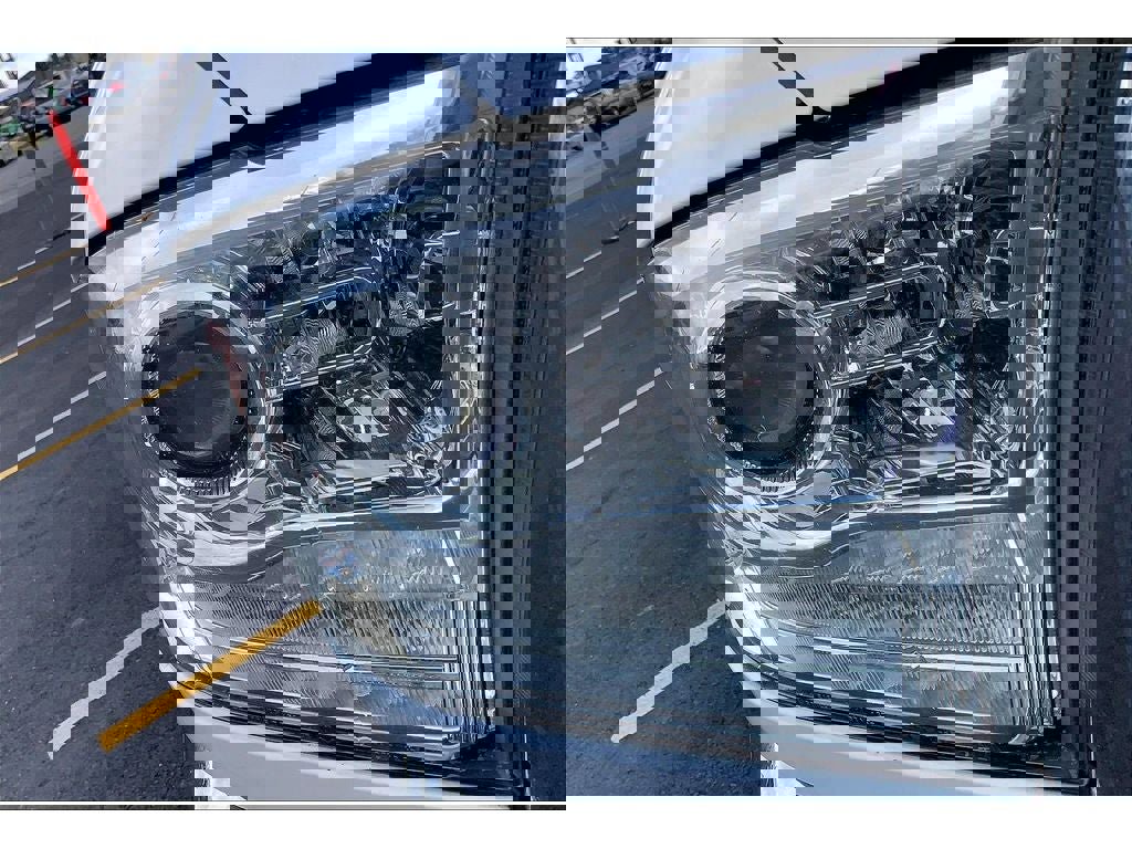 Used 2015 RAM 2500 Limited image 29