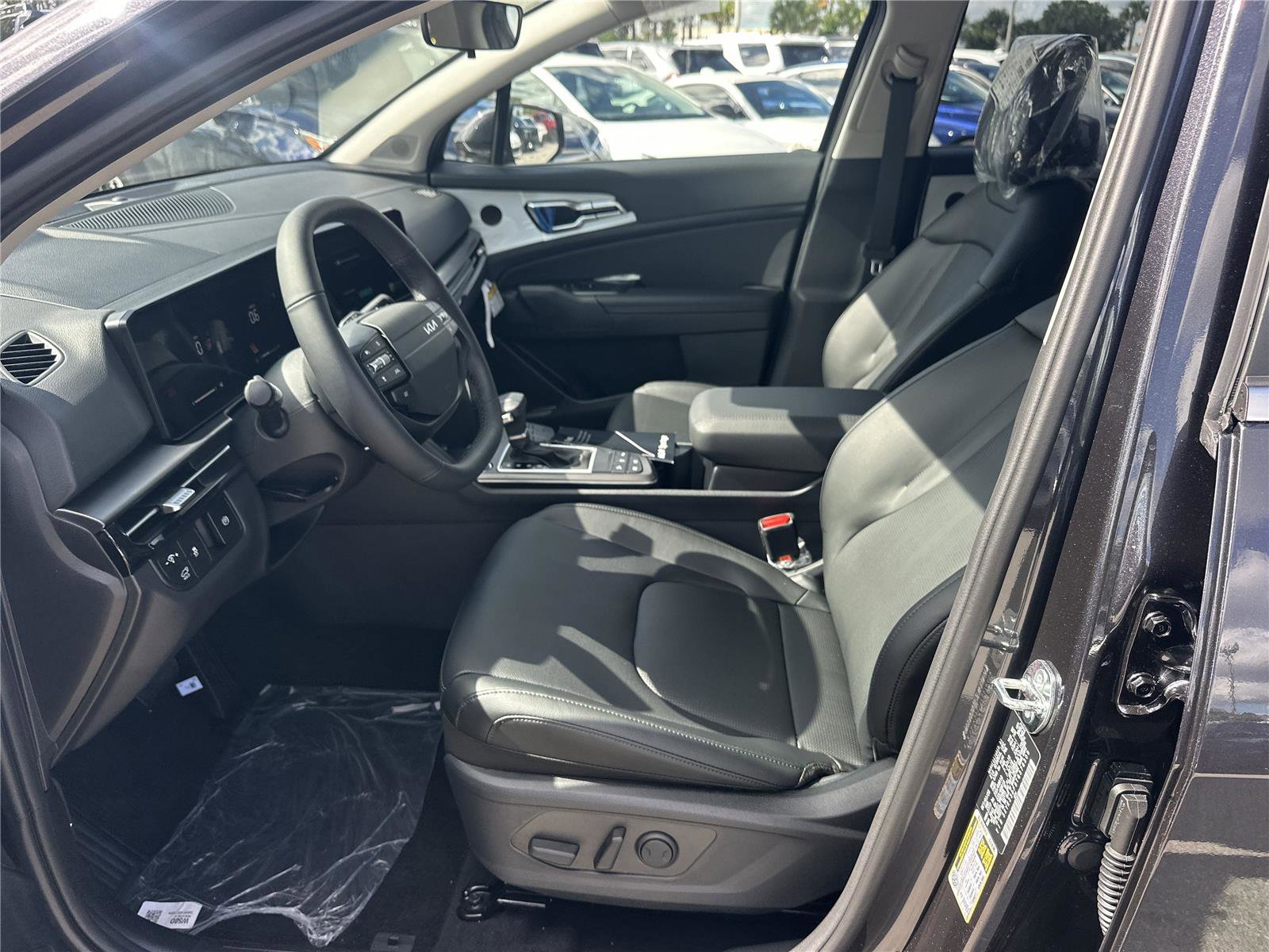 New 2026 Kia Sportage EX image 8