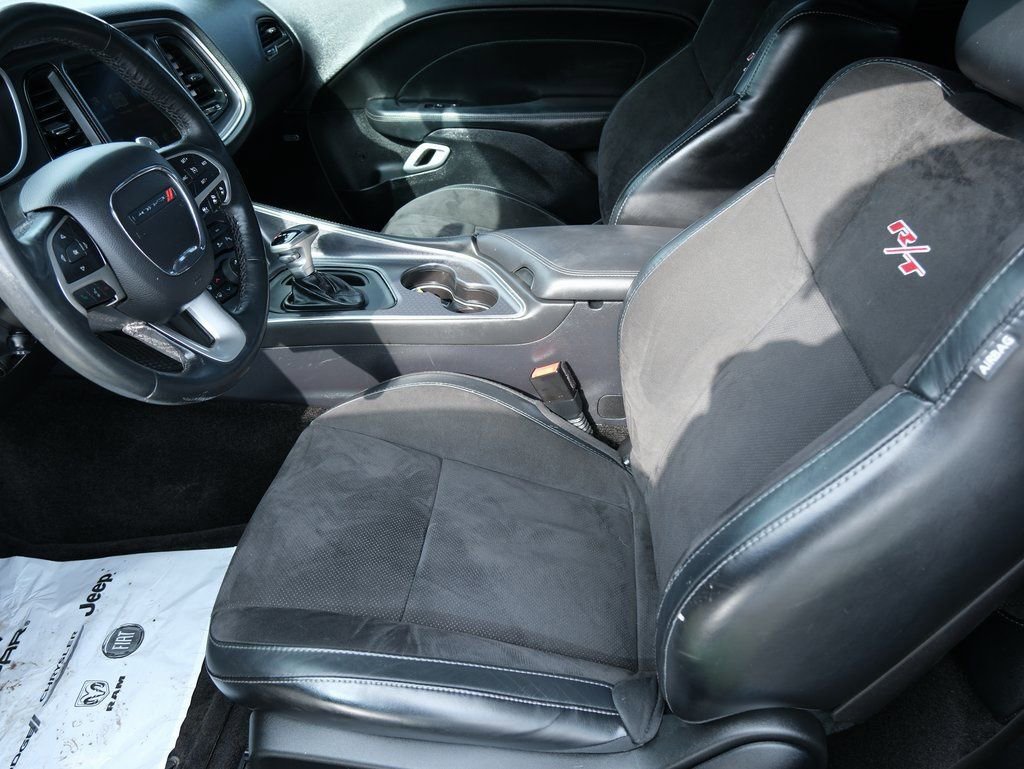 Used 2015 Dodge Challenger R/T Scat Pack w/ Leather Interior Group image 5