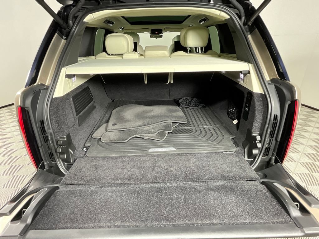 Used 2022 Land Rover Range Rover First Edition AWD/4WD image 27
