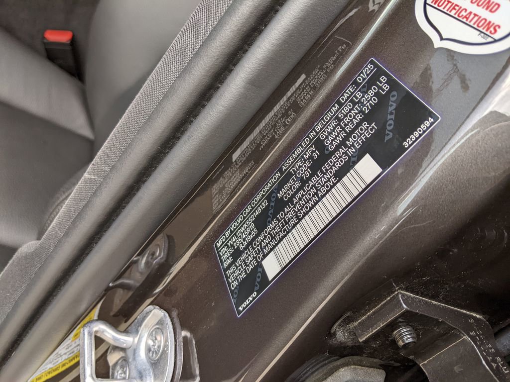 Certified 2025 Volvo V60 B5 Cross Country Plus image 30