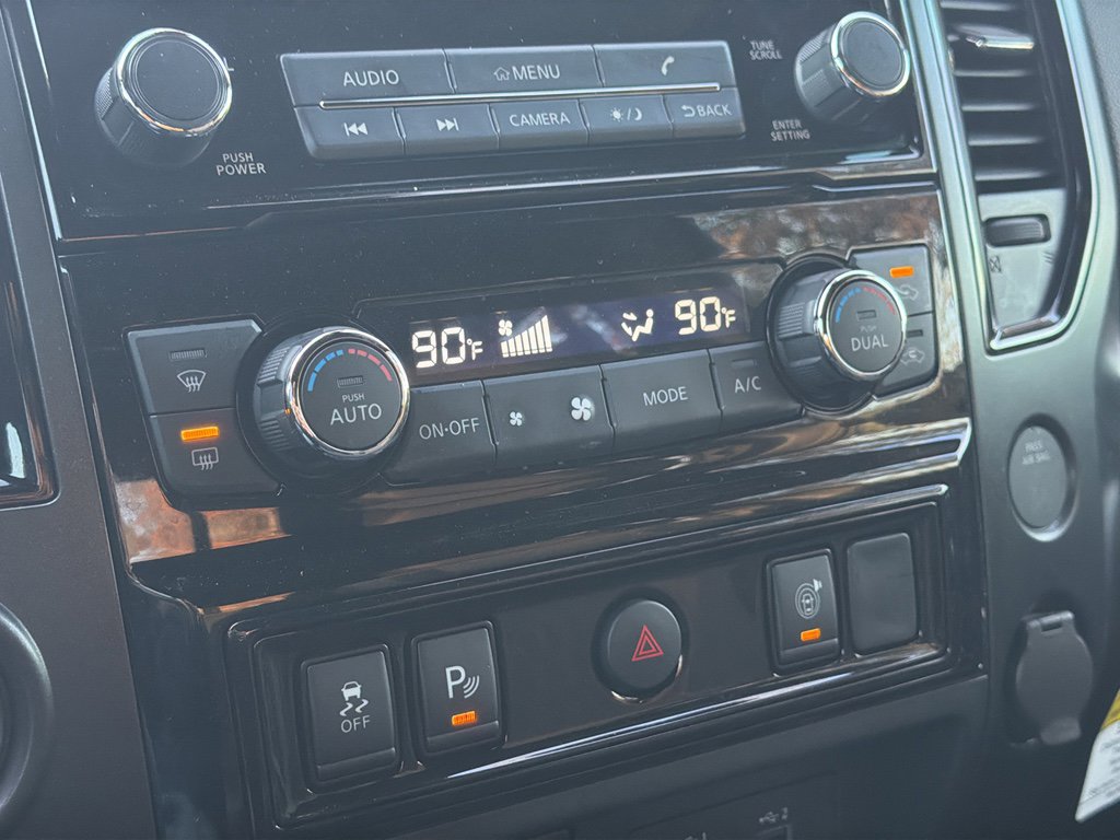 Certified 2024 Nissan Titan SV w/ SV Convenience Package image 25