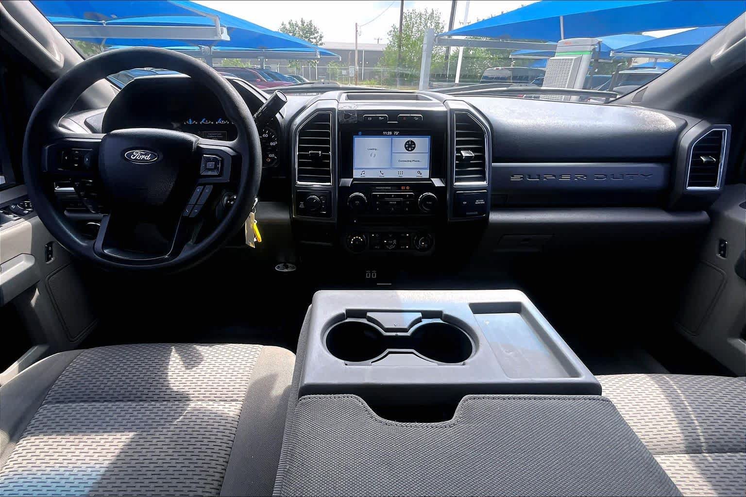 Used 2017 Ford F250 XLT w/ XLT Premium Package AWD/4WD image 15