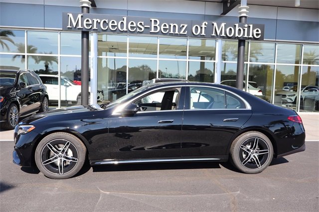 New 2025 Mercedes-Benz E 350 4MATIC Sedan image 1