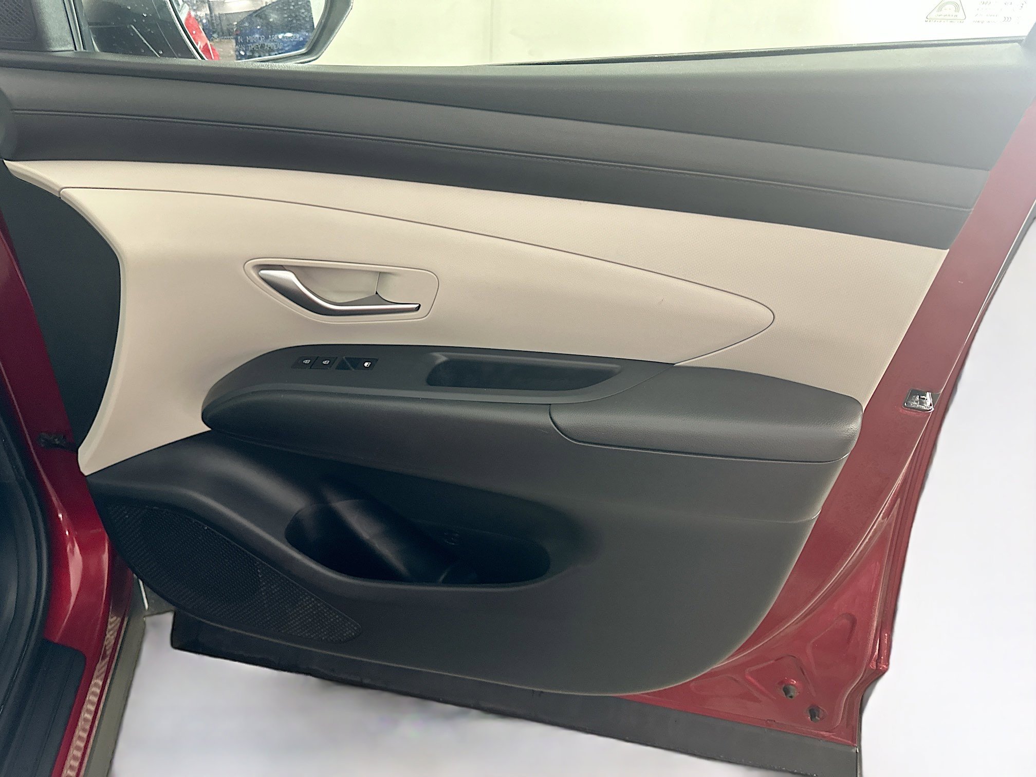 Used 2025 Hyundai Tucson SEL AWD/4WD image 32