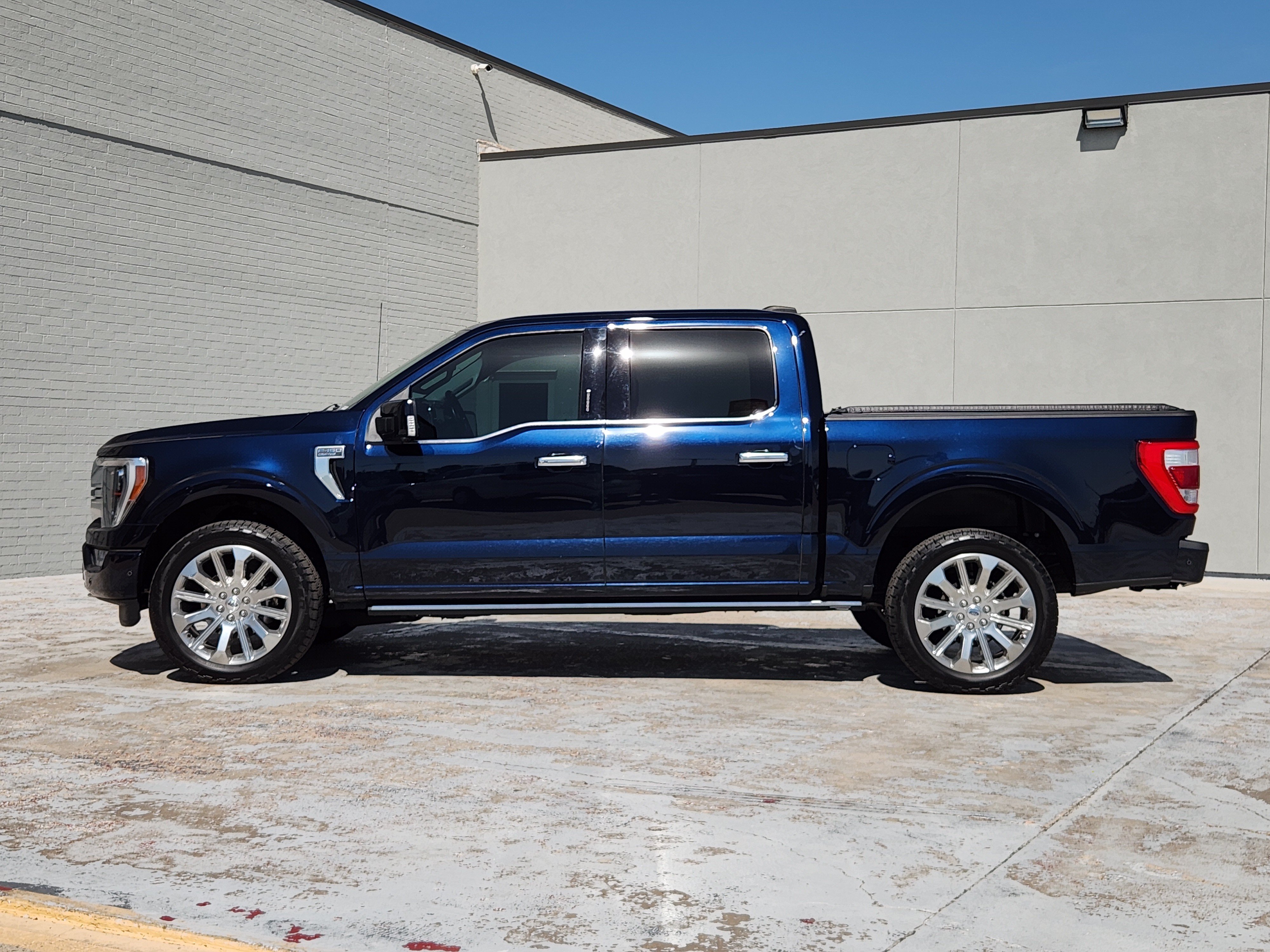 Used 2022 Ford F150 Limited AWD/4WD image 5