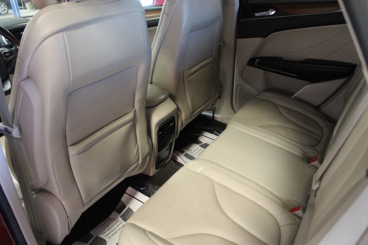 Used 2019 Lincoln MKC Select w/ Select Plus Package FWD image 13
