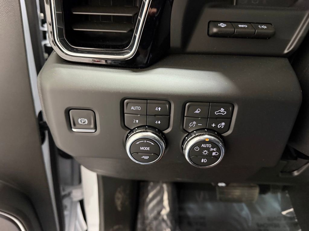New 2026 GMC Sierra 2500 Denali image 14